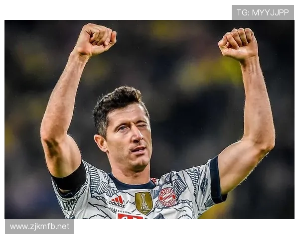 多特防线稳定性持续承压,对赛季竞争格局带来明显影响 多特防线稳定性持续承压,对赛季竞争格局带来明显影响